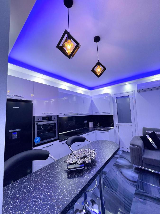 Rafina'S Luxury Apartment 外观 照片