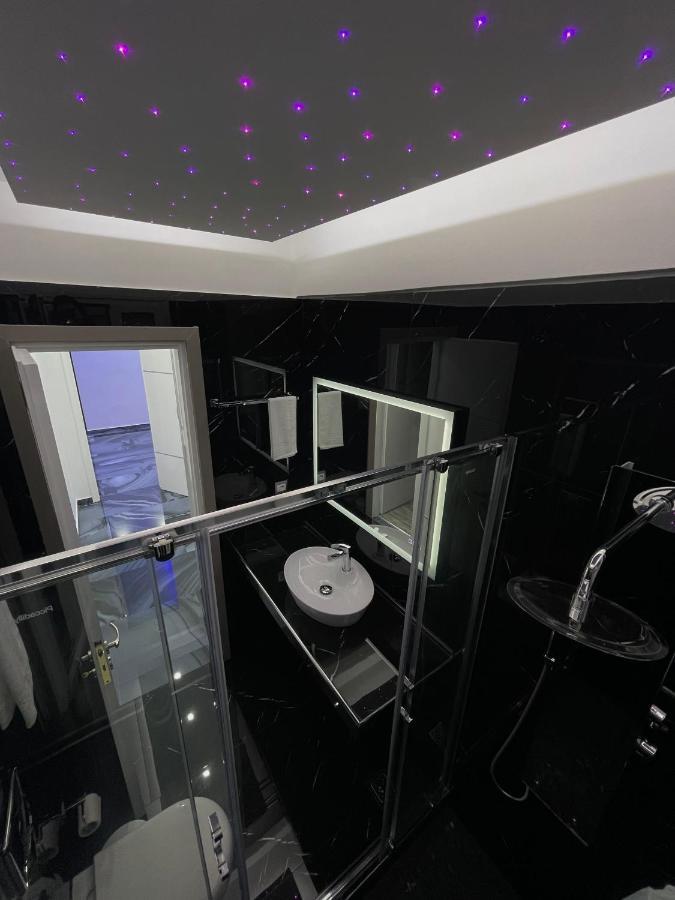 Rafina'S Luxury Apartment 外观 照片